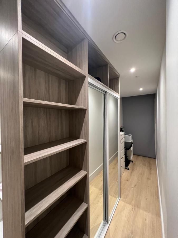 הית'רו London Luxxe Suites & Apartments - London Heathrow Airport, Terminal 1 2 3 4 5 מראה חיצוני תמונה