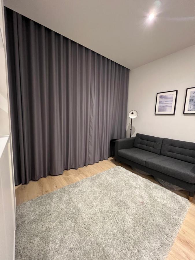 הית'רו London Luxxe Suites & Apartments - London Heathrow Airport, Terminal 1 2 3 4 5 מראה חיצוני תמונה